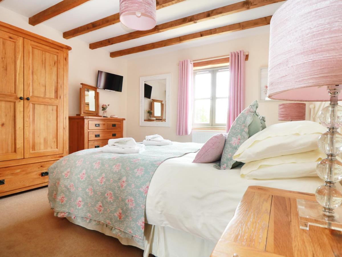 Hawthorn Cottage Труро Екстериор снимка